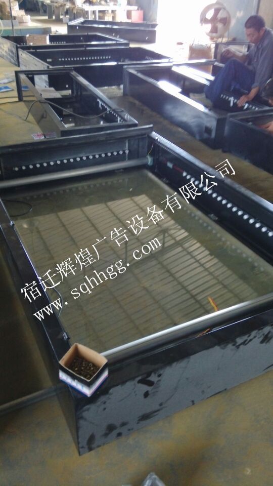 山東煙臺客戶在我公司訂購的一批廣告燈箱已成功發貨